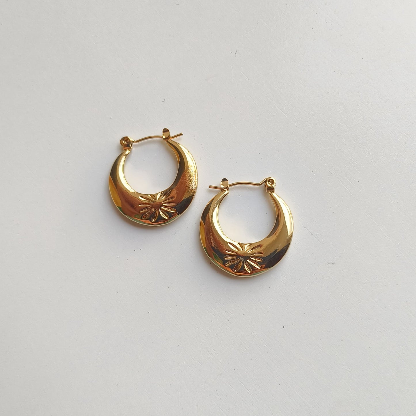 Melody Golden SS#16 Hoops Earrings