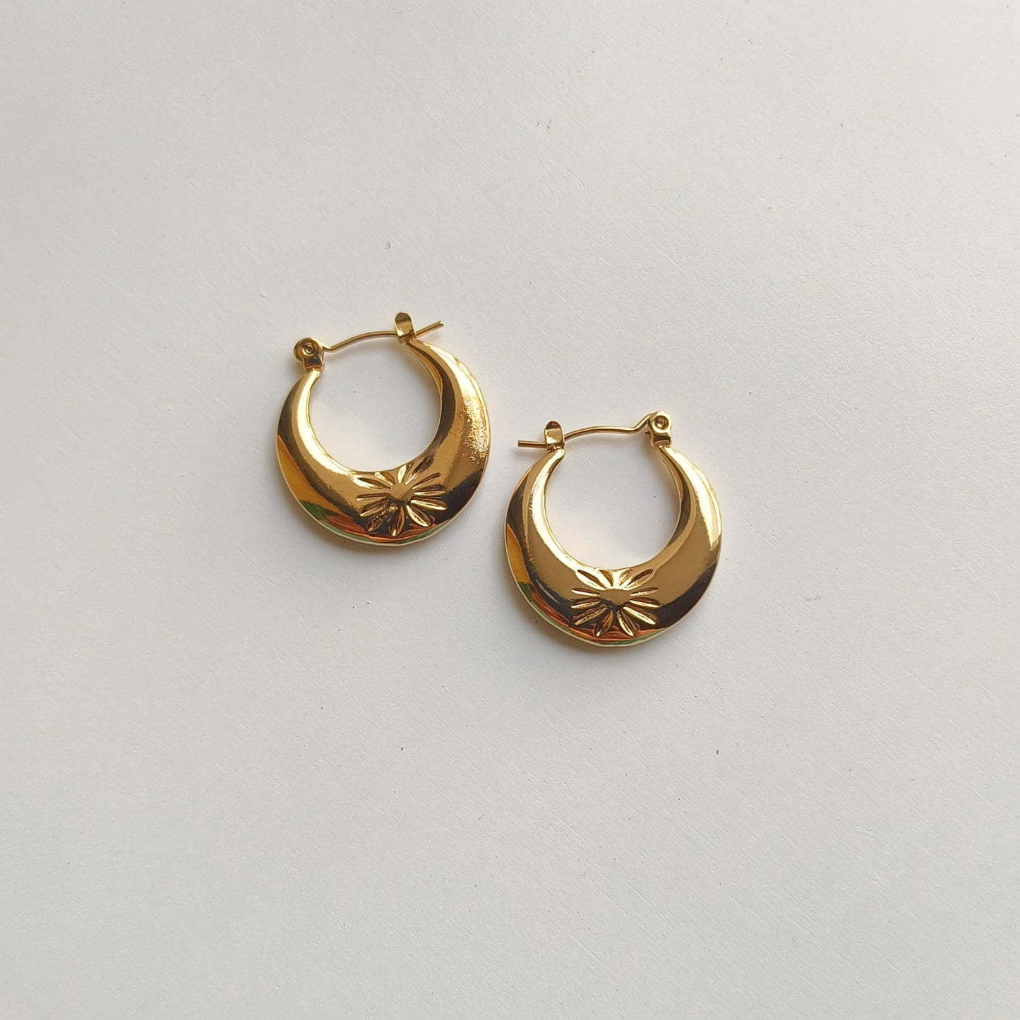 Melody Golden SS#16 Hoops Earrings