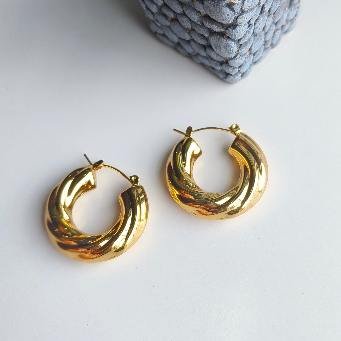 Elevate your style with our Be Friend Earrings that blend timeless elegance with modern sophistication. Crafted with meticulous attention to detail, these earrings are designed to be more than just accessories—they're a statement of refined taste.