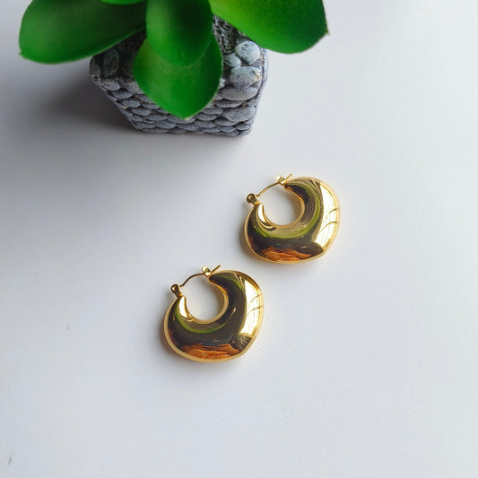 Elevate your style with our Beautifully You Earrings that blend timeless elegance with modern sophistication. Crafted with meticulous attention to detail, these earrings are designed to be more than just accessories—they're a statement of refined taste.